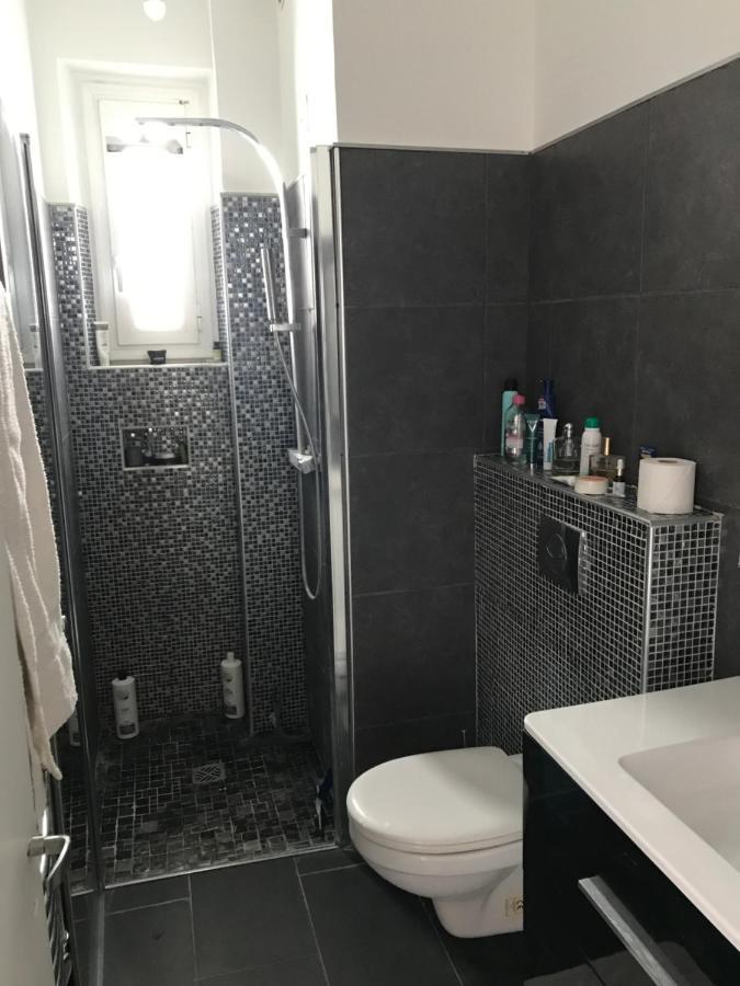 פריז Superbe Appartement Proche De La Butte Montmartre מראה חיצוני תמונה