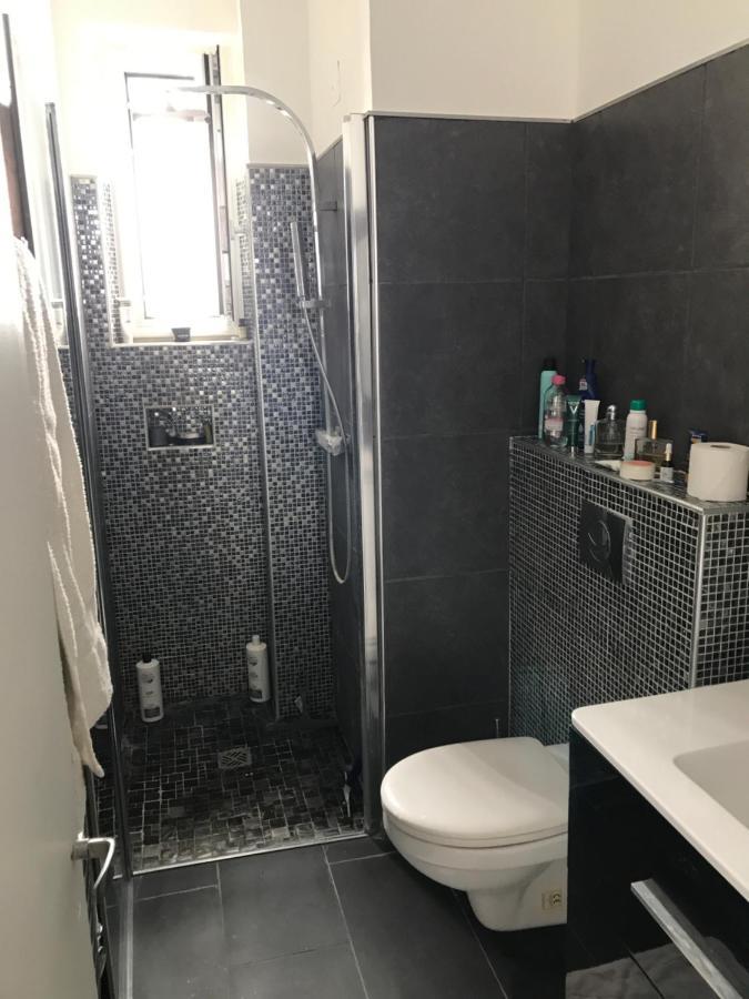 פריז Superbe Appartement Proche De La Butte Montmartre מראה חיצוני תמונה