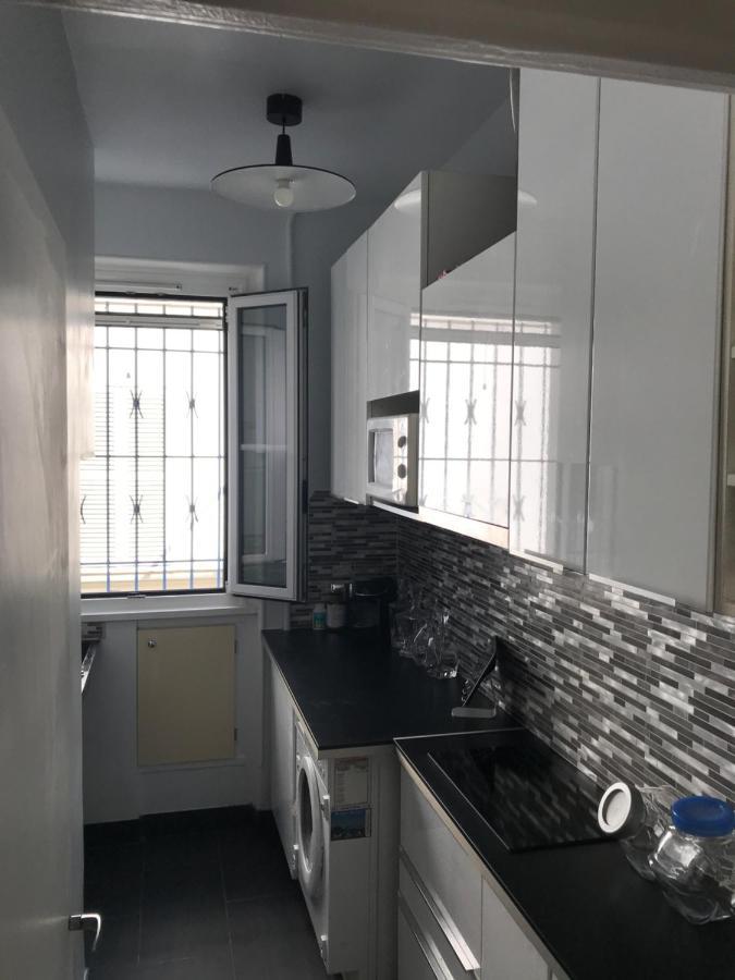 פריז Superbe Appartement Proche De La Butte Montmartre מראה חיצוני תמונה